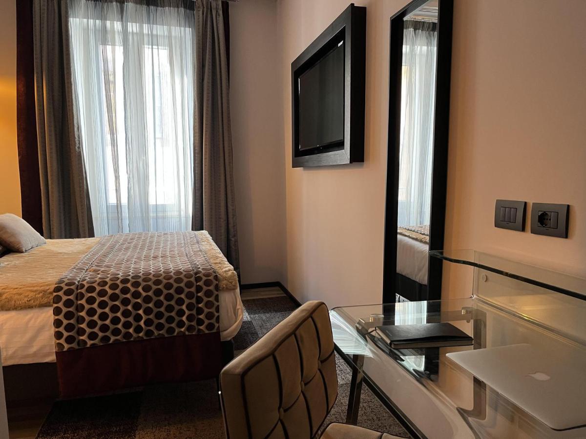 Flaneur Suites Corso Roma Esterno foto