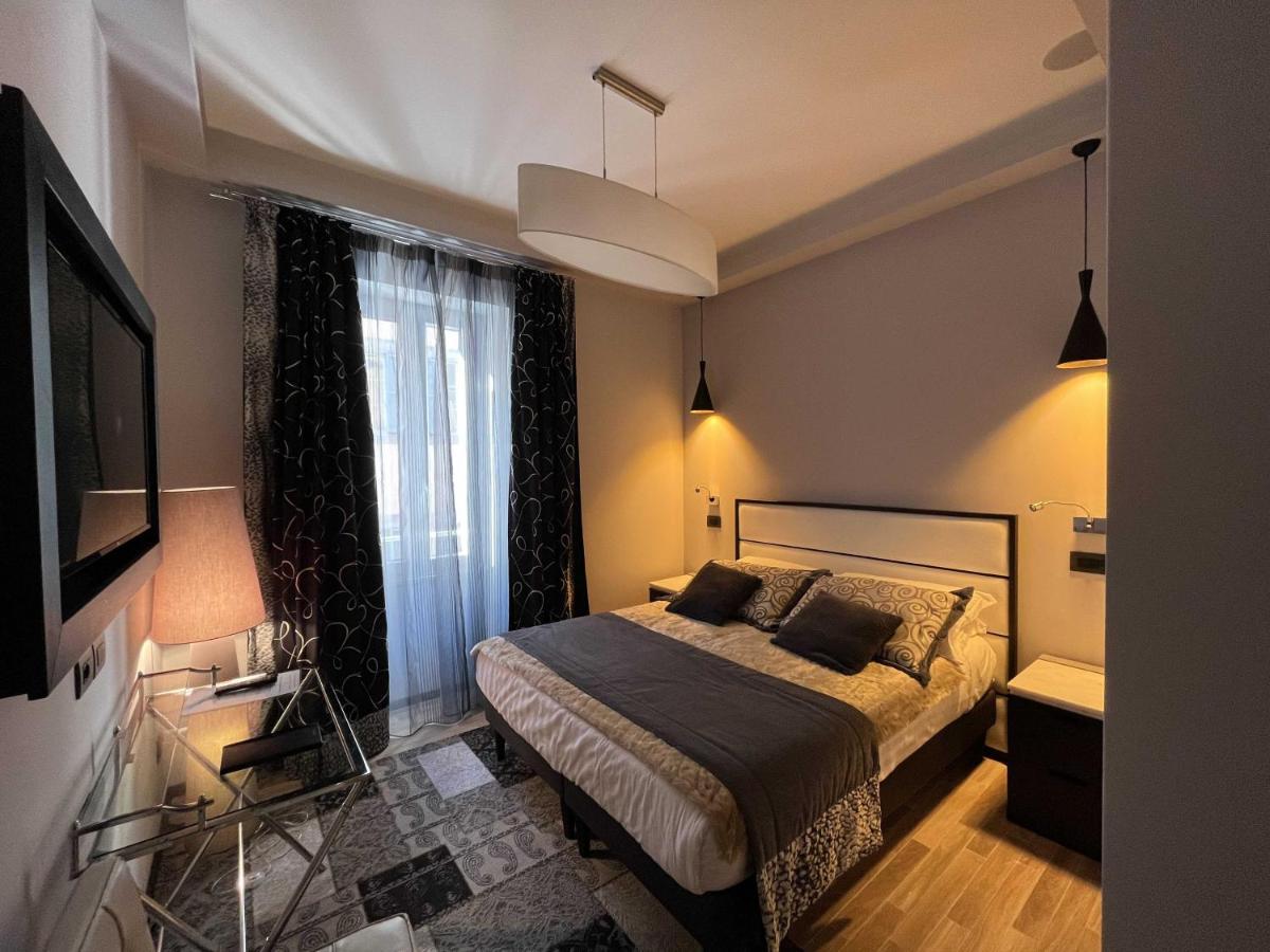 Flaneur Suites Corso Roma Esterno foto