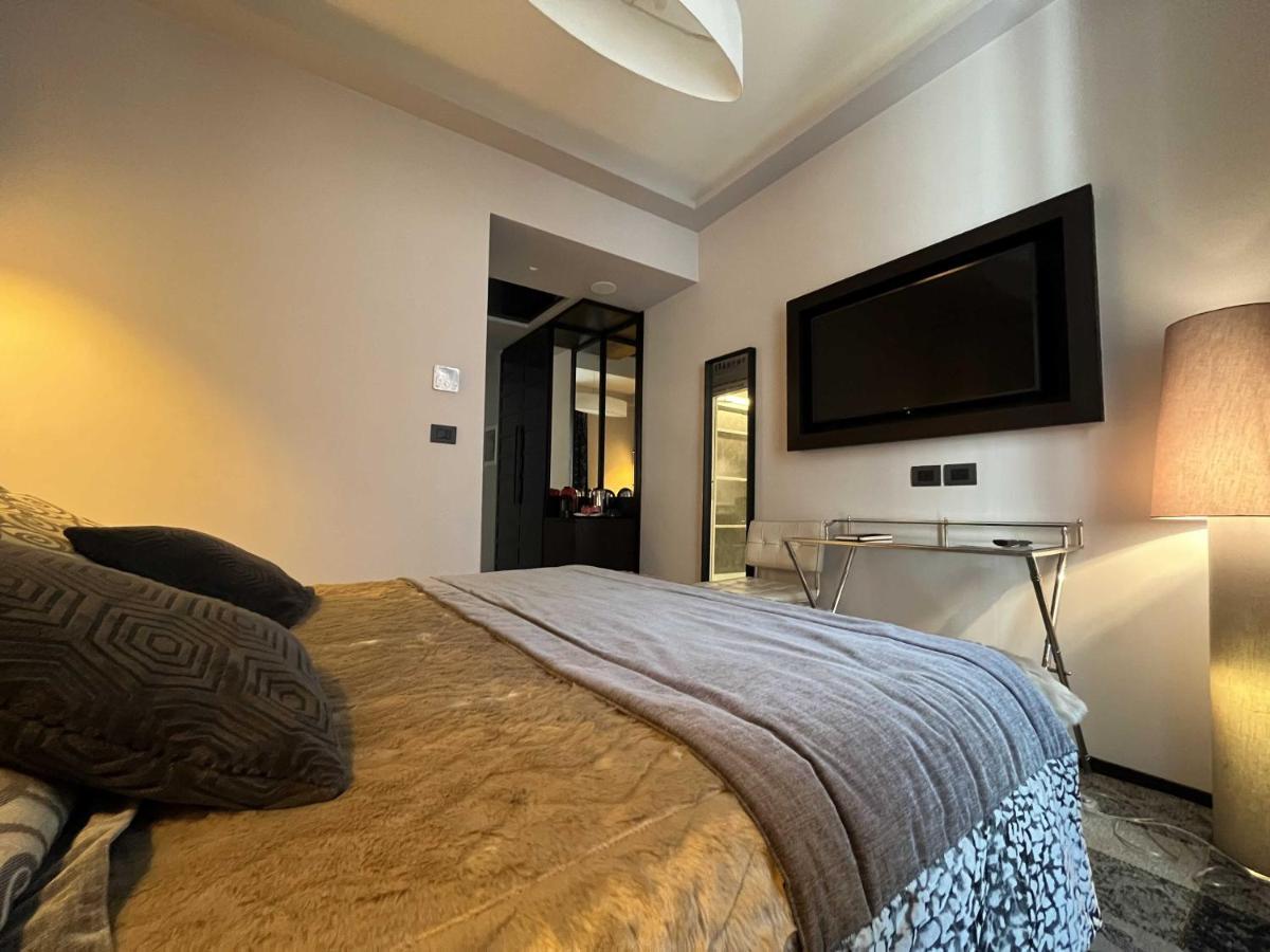 Flaneur Suites Corso Roma Esterno foto
