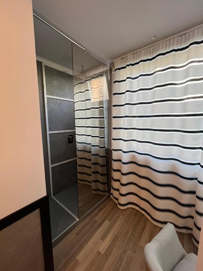 Flaneur Suites Corso Roma Esterno foto